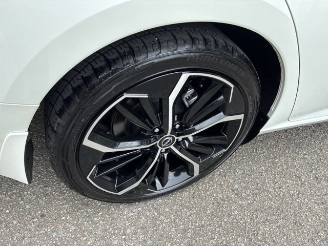 Used 2023 Nissan Altima 2.5 SR w/ SR Premium Package image 15