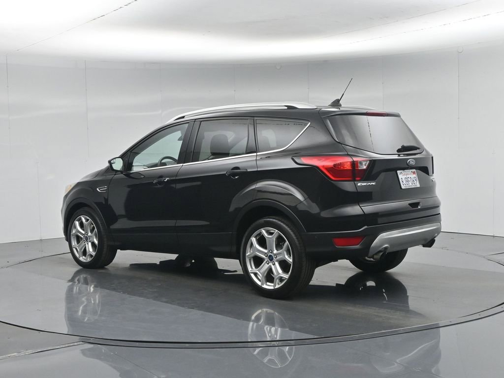 Certified 2019 Ford Escape Titanium image 27