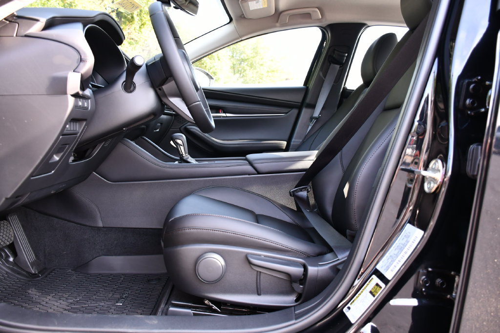 New 2026 MAZDA MAZDA3 s Sport FWD image 12
