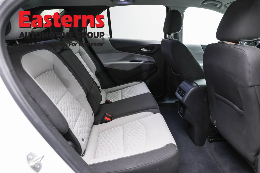 Used 2021 Chevrolet Equinox LT FWD image 22