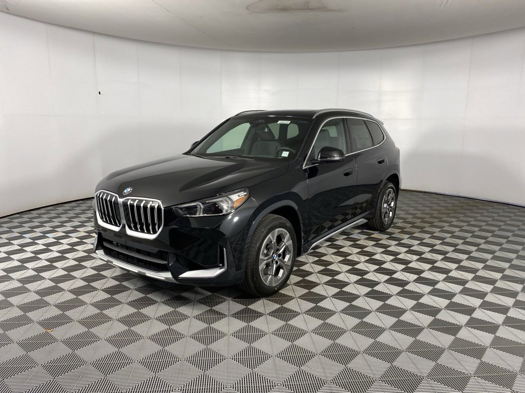 New 2026 BMW X1 xDrive28i w/ Technology Package image 3