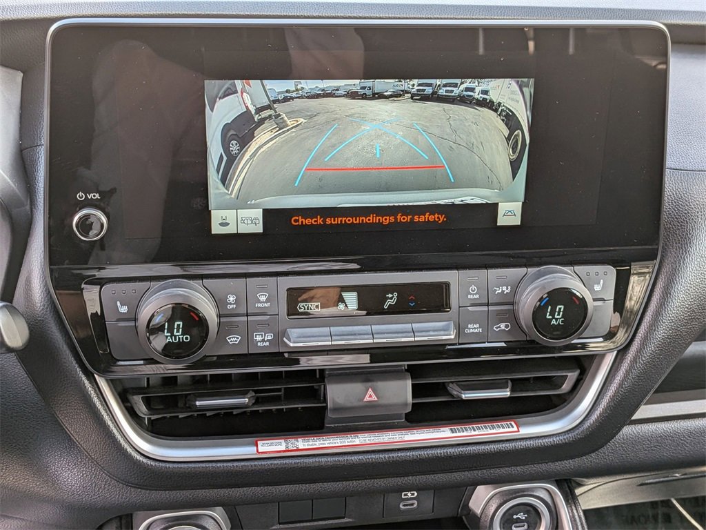 Used 2025 Toyota Grand Highlander AWD image 21