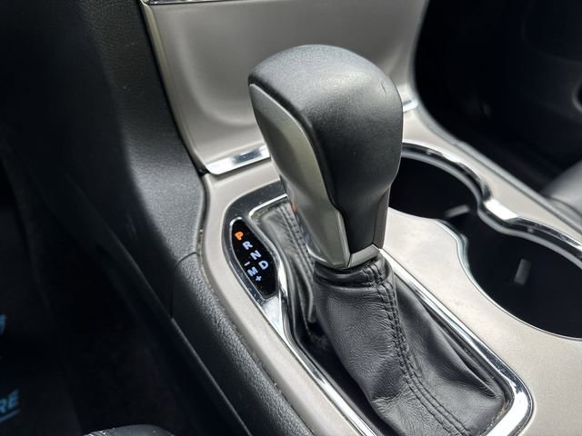 Used 2019 Jeep Grand Cherokee Limited AWD/4WD image 16