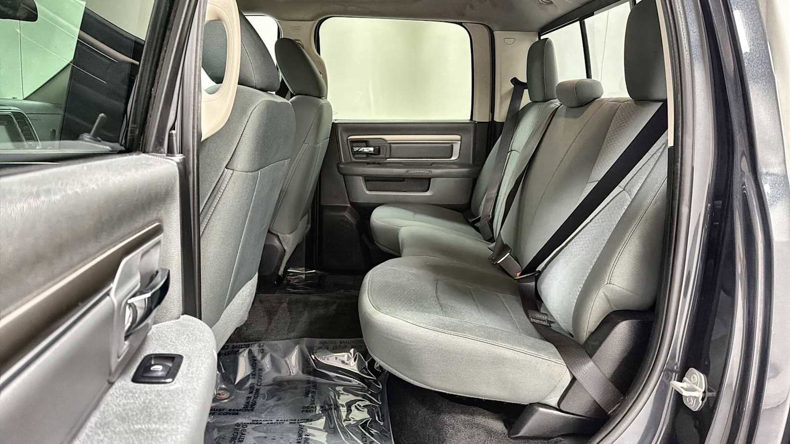 Used 2015 RAM 2500 SLT w/ Protection Group AWD/4WD image 23