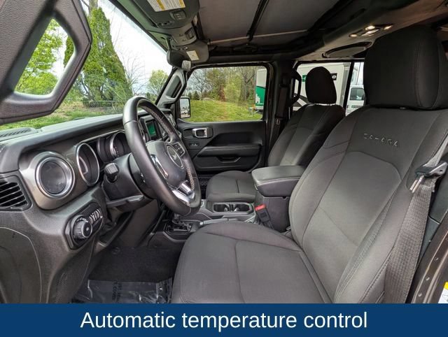 Used 2019 Jeep Wrangler Unlimited Sahara AWD/4WD image 10