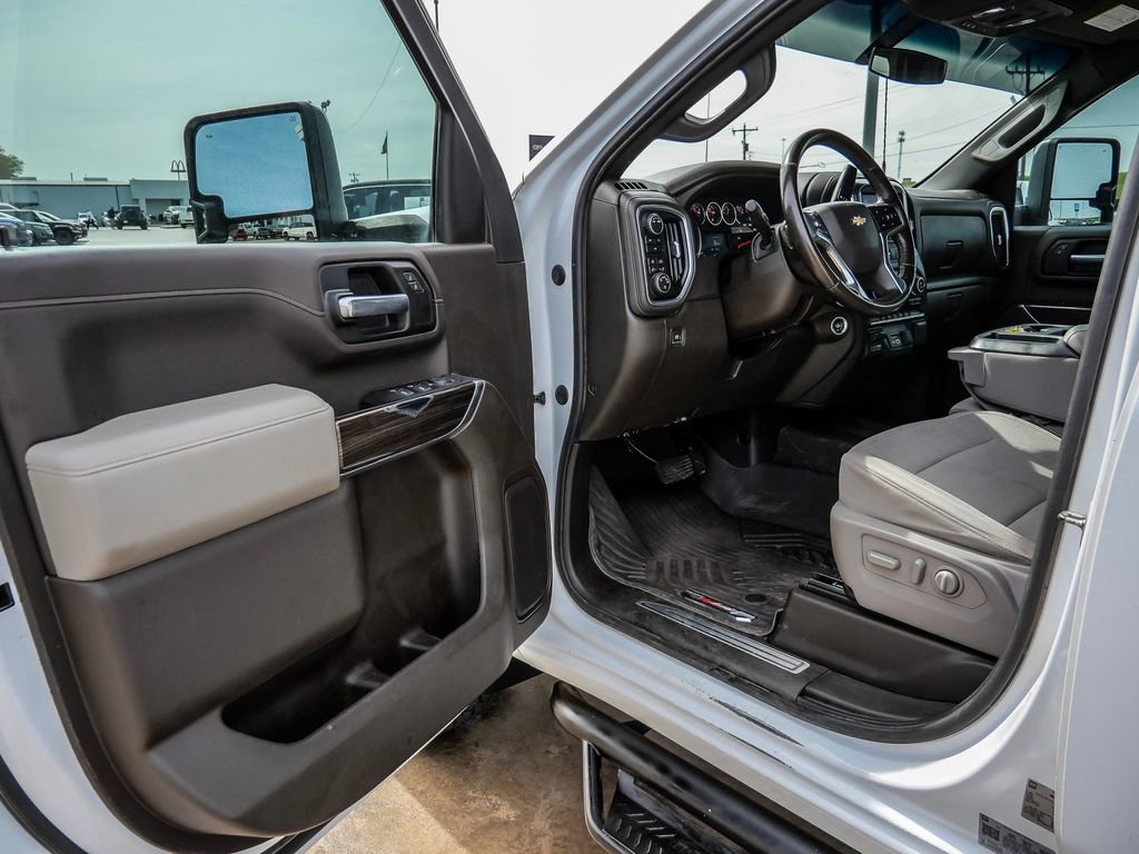 Used 2023 Chevrolet Silverado 2500 LT w/ Convenience Package image 26