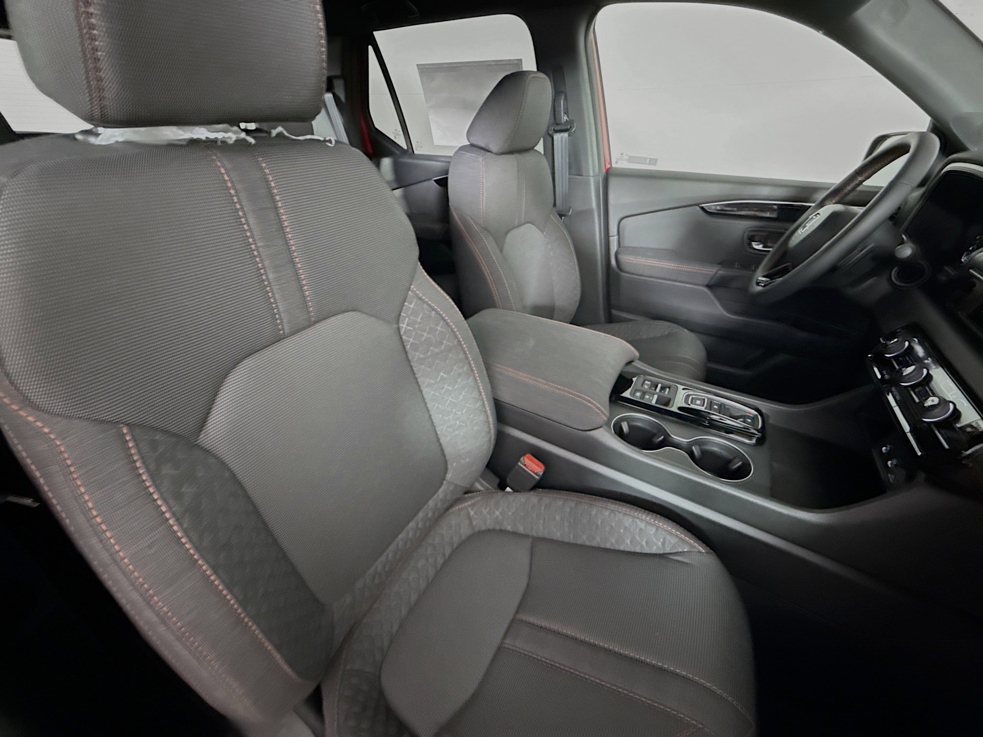 New 2026 Honda Pilot Sport image 35