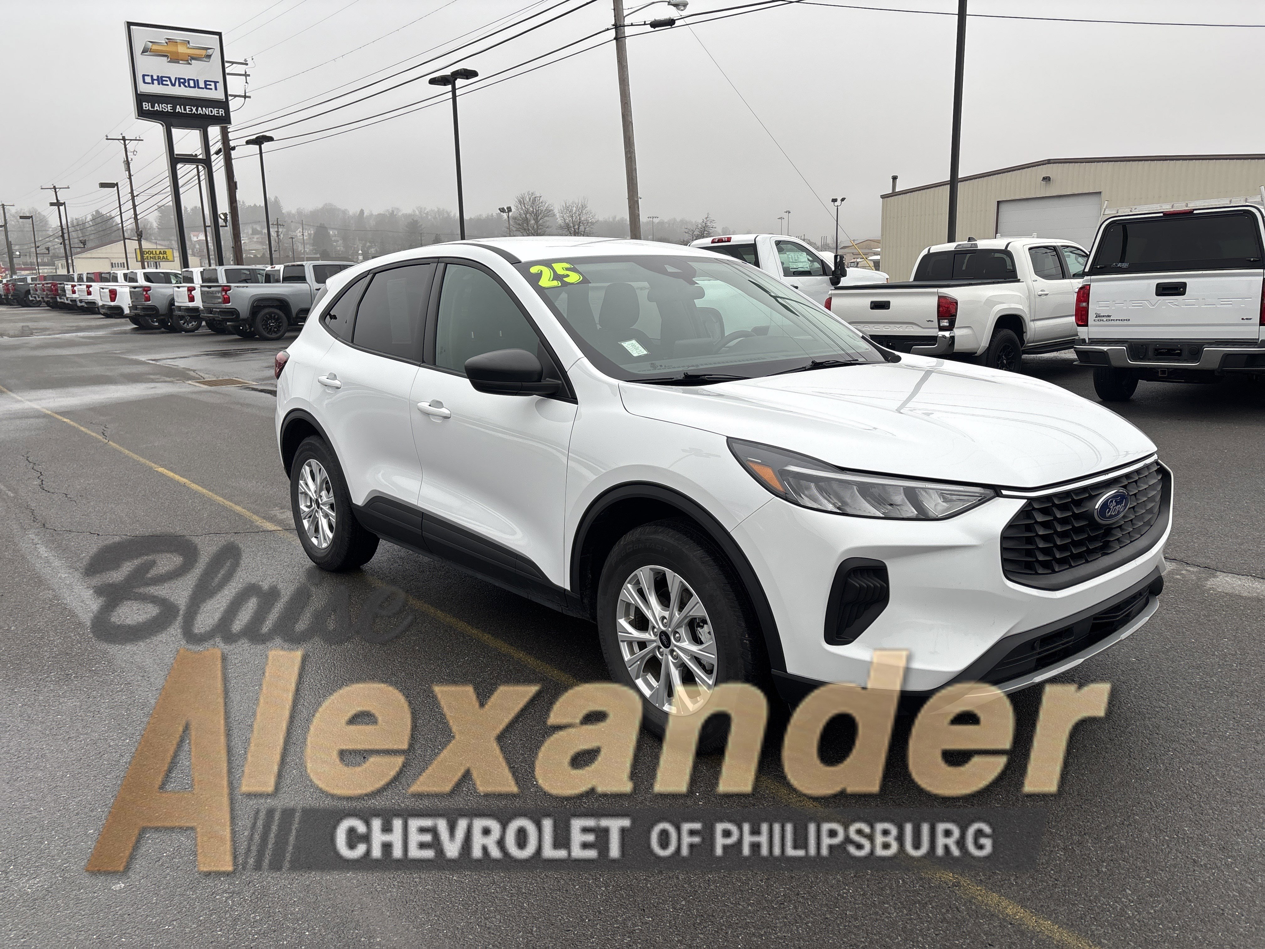 Used 2025 Ford Escape Active image 1