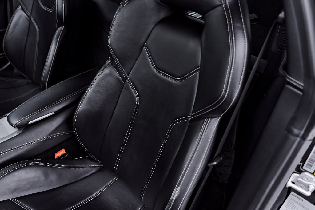 Used 2015 Ferrari F12 Berlinetta RWD image 54