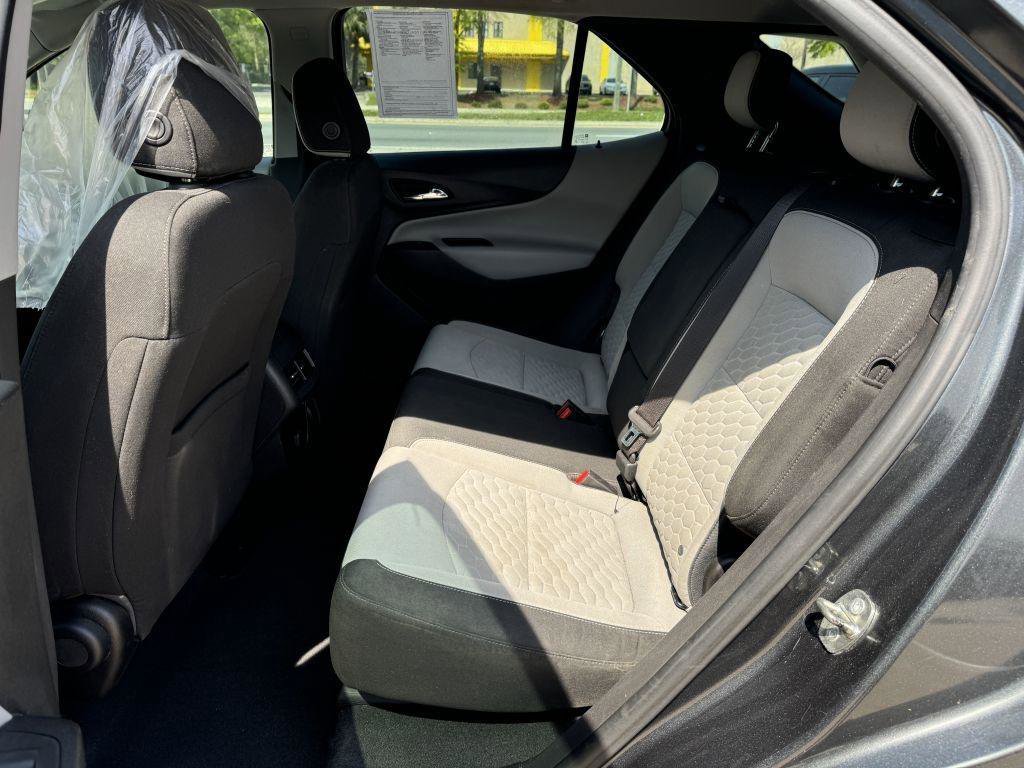 Used 2018 Chevrolet Equinox LS image 10