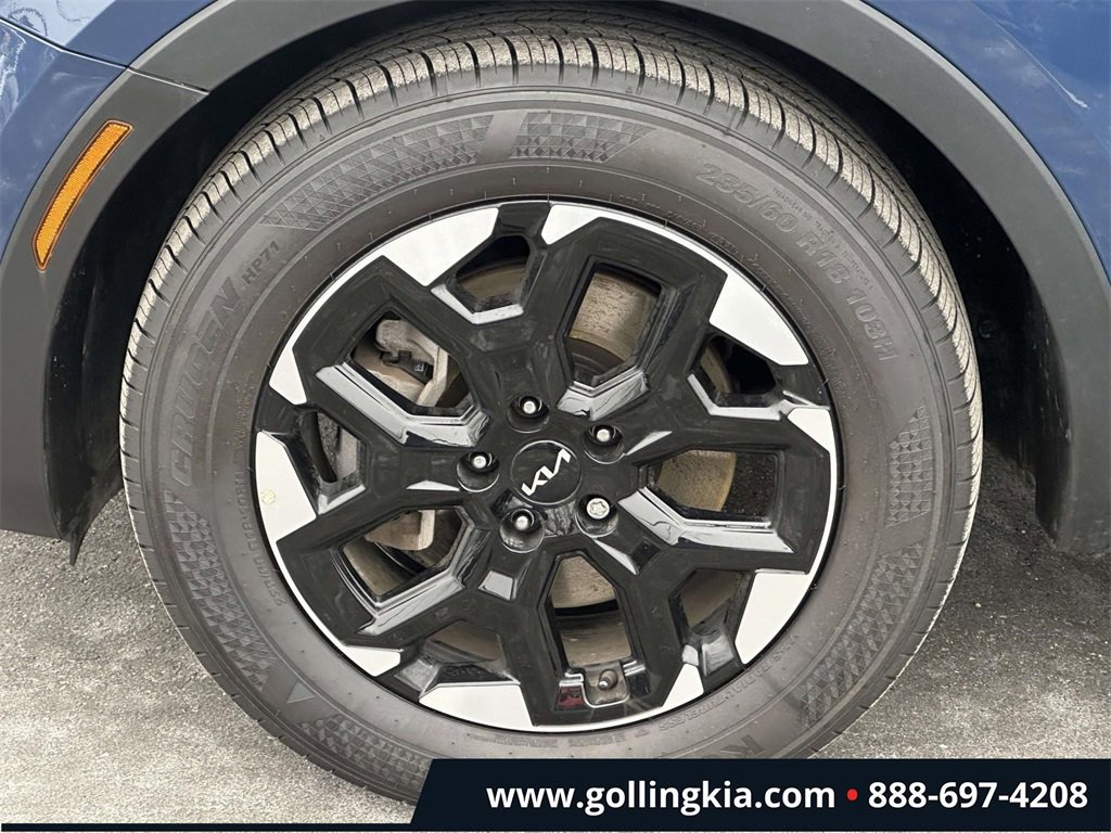 Certified 2024 Kia Sorento S w/ Panoramic Sunroof Package image 7