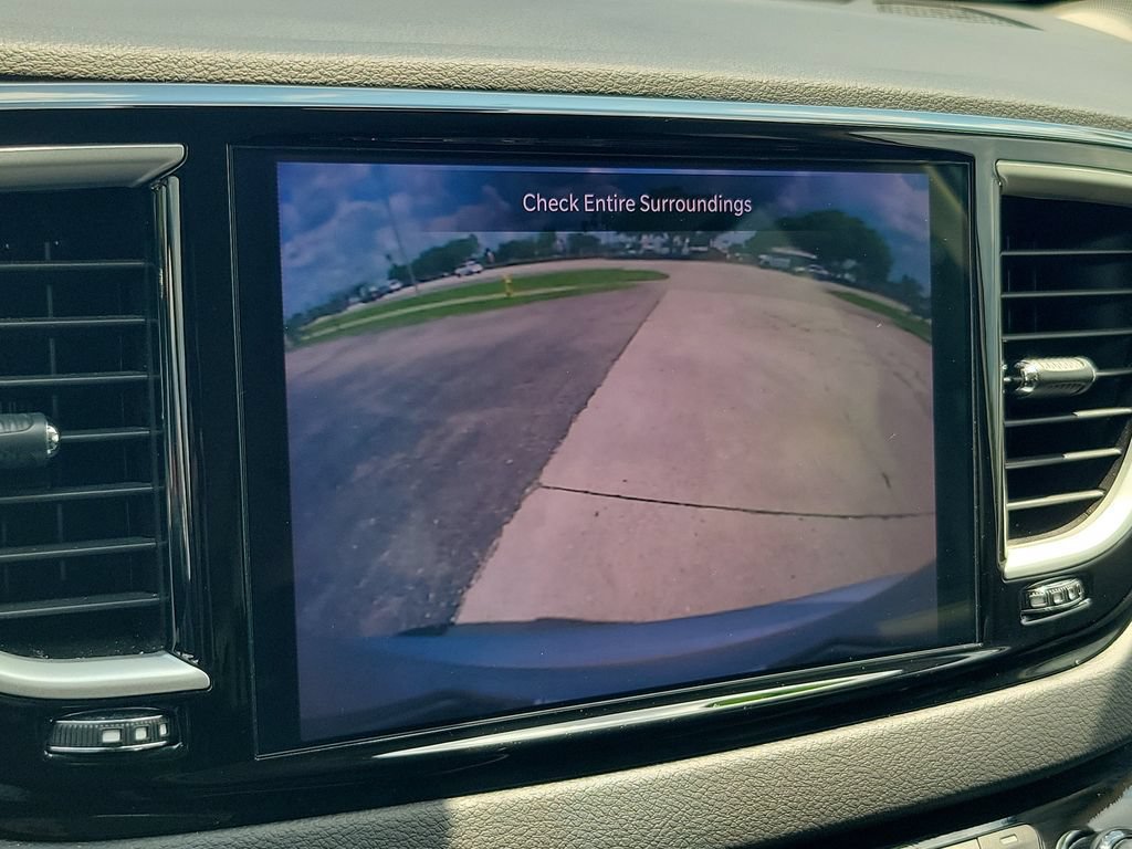 Used 2024 Chrysler Pacifica Touring-L FWD image 31
