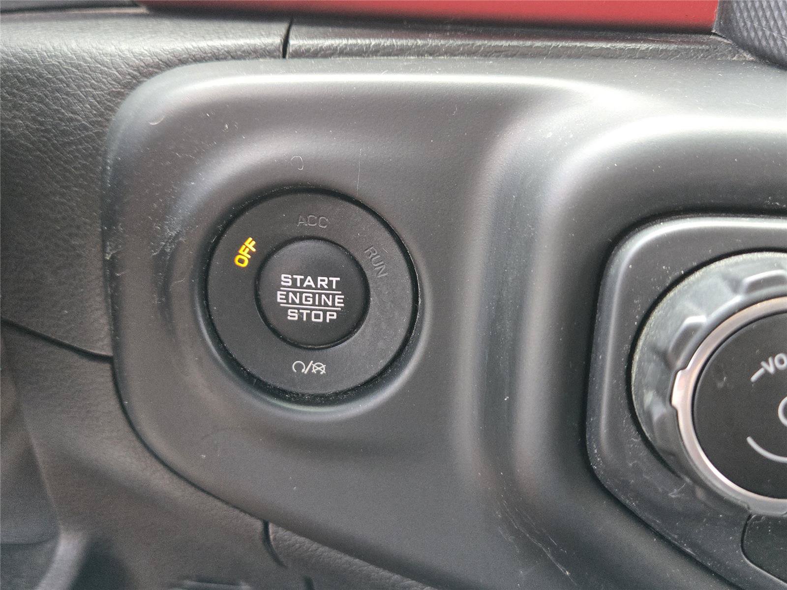 Used 2021 Jeep Wrangler Unlimited Rubicon AWD/4WD image 27
