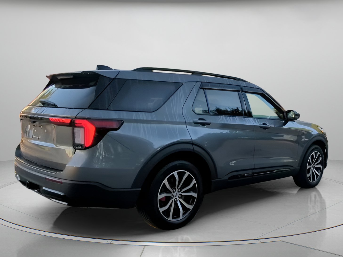 Certified 2026 Ford Explorer ST-Line w/ ST-Line Street Pack RWD image 28