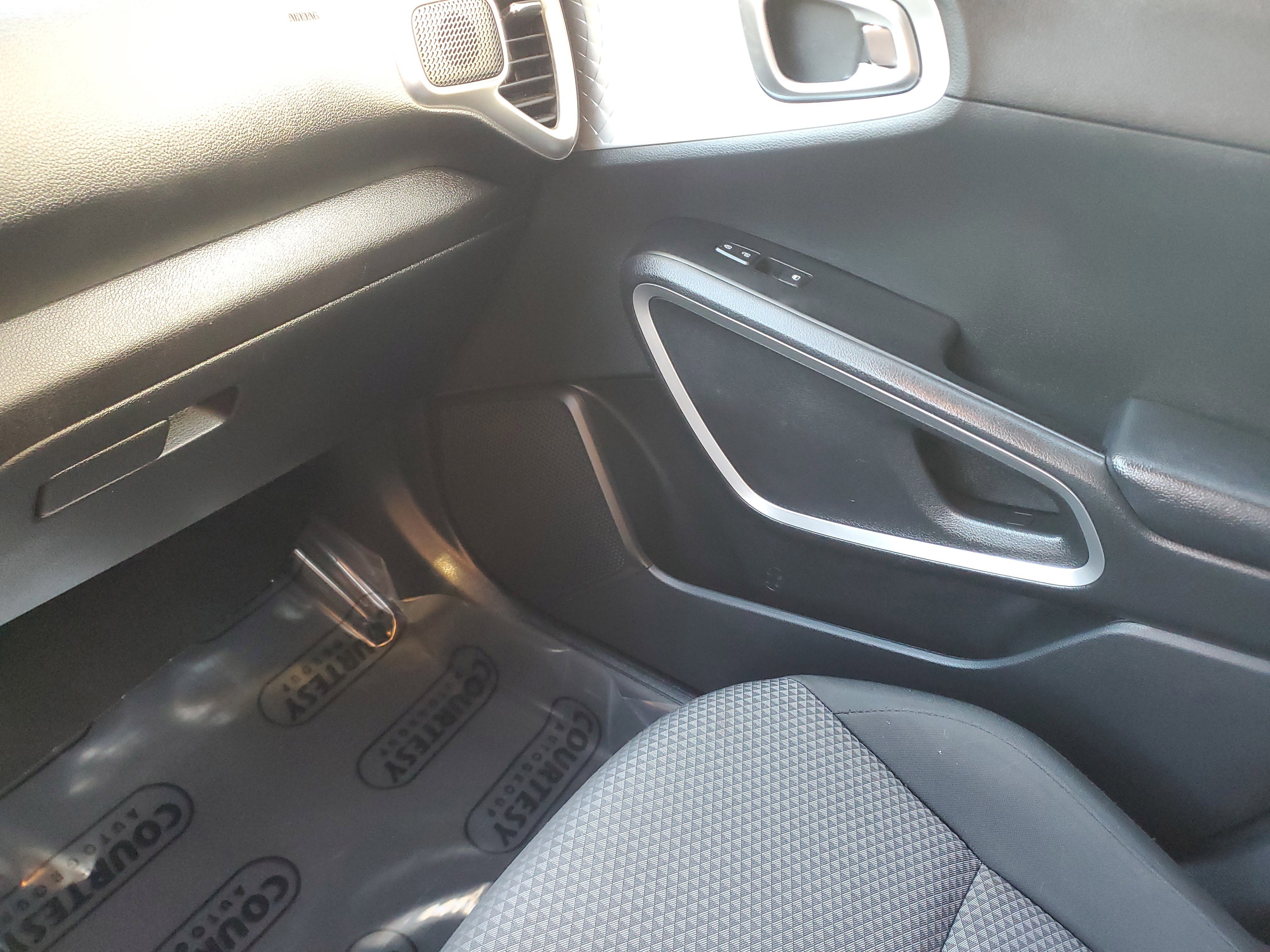 Used 2024 Kia Soul LX w/ Option Group 015 FWD image 20