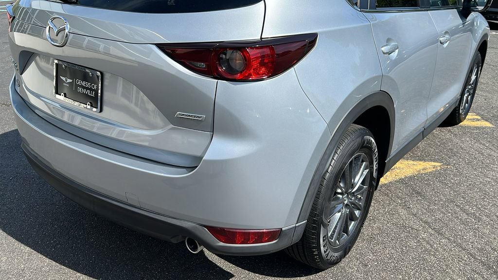 Used 2019 MAZDA CX-5 Touring image 16