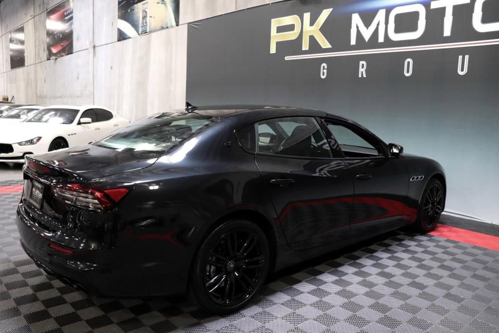 Used 2022 Maserati Quattroporte Modena image 9