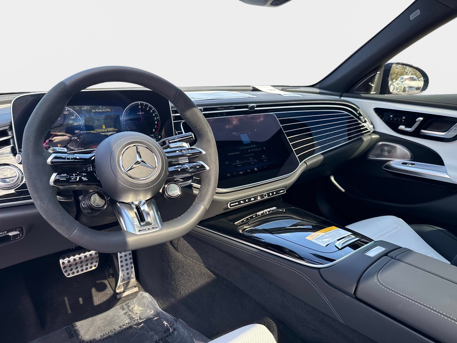 New 2026 Mercedes-Benz E 53 AMG e 4MATIC Sedan image 15