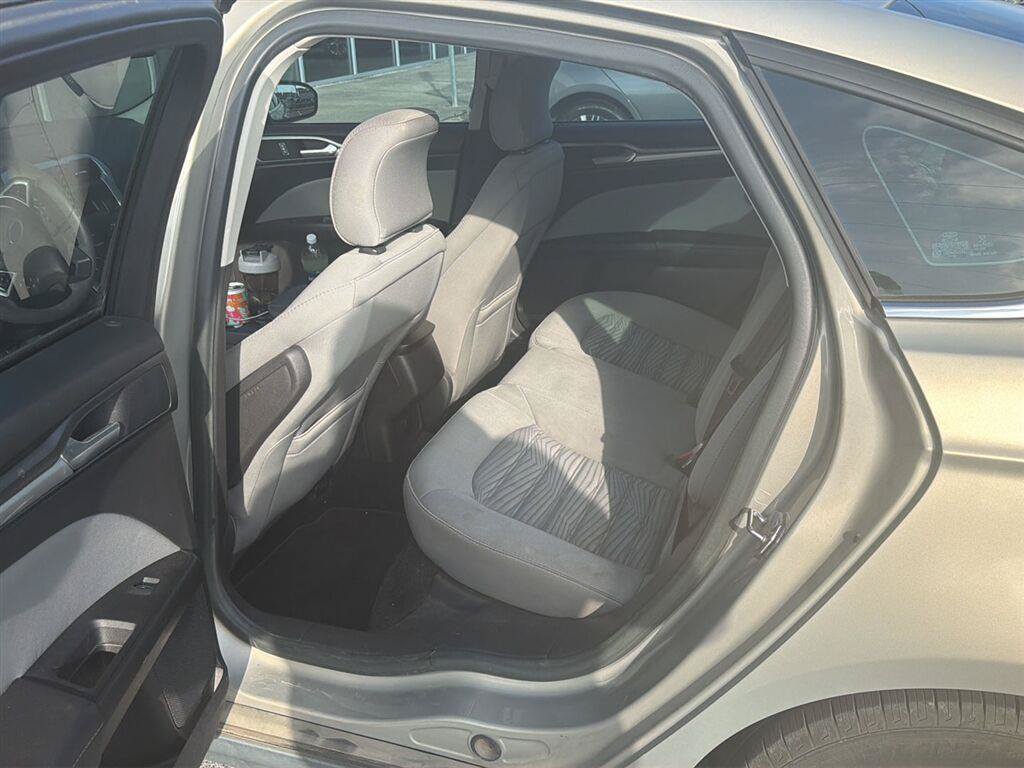 Used 2016 Ford Fusion S FWD image 11