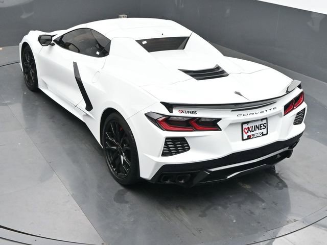 Used 2023 Chevrolet Corvette Stingray Premium Conv w/ Z51 Performance Package image 32