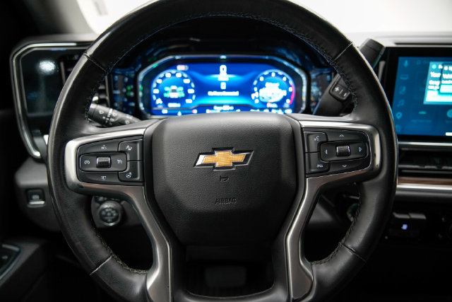 Used 2025 Chevrolet Silverado 2500 LT w/ Convenience Package AWD/4WD image 31