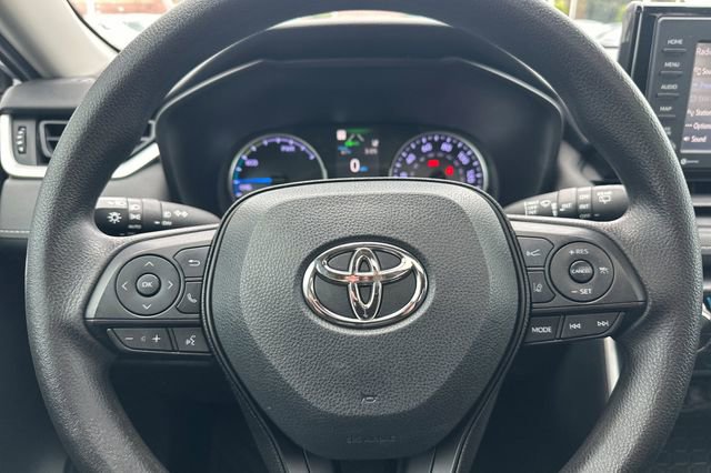 Certified 2020 Toyota RAV4 XLE image 26