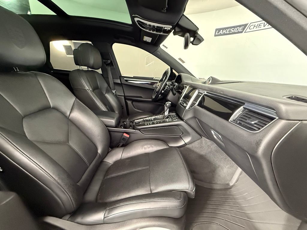 Used 2017 Porsche Macan S AWD/4WD image 19