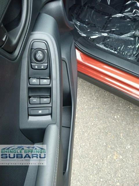 Used 2025 Subaru Crosstrek 2.0i Premium image 40
