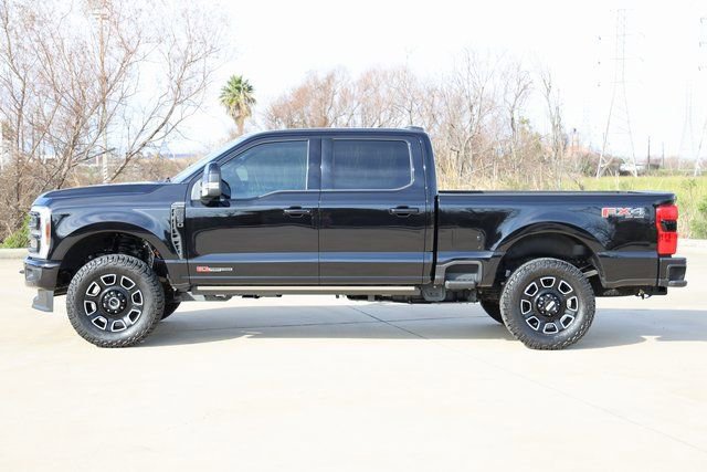 Used 2025 Ford F250 Platinum image 5