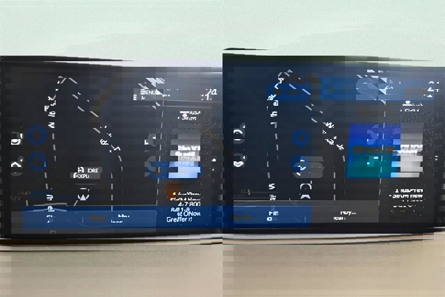 Used 2023 Acura MDX SH-AWD w/ Advance Package image 31