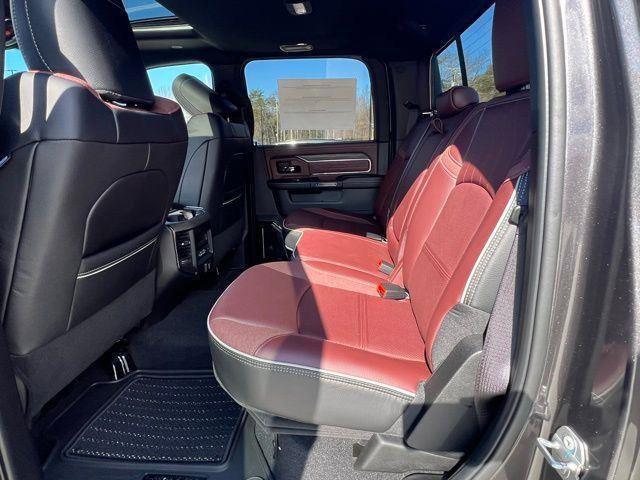 New 2025 RAM 3500 Limited image 24