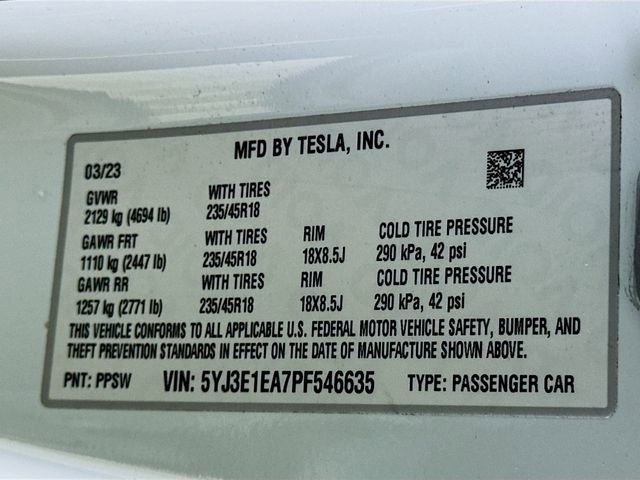Used 2023 Tesla Model 3 Standard Range image 31