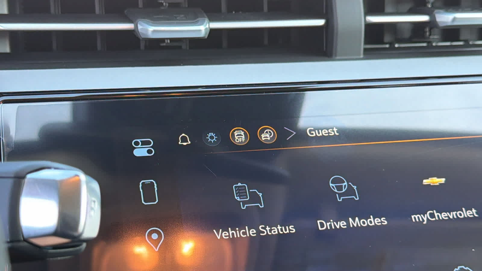 New 2027 Chevrolet Bolt LT FWD image 17