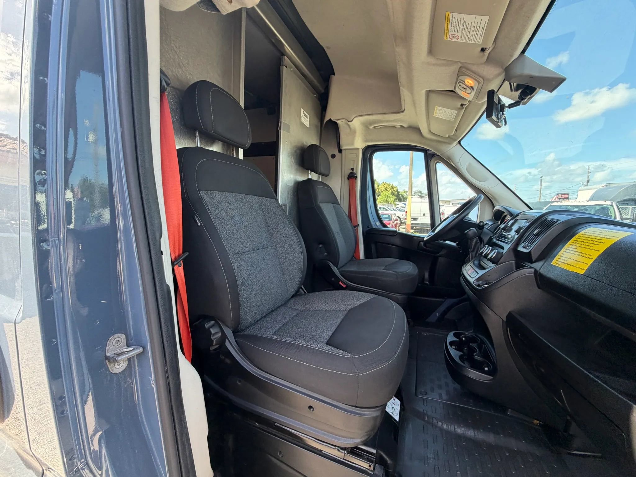 Used 2020 RAM ProMaster 3500 image 20