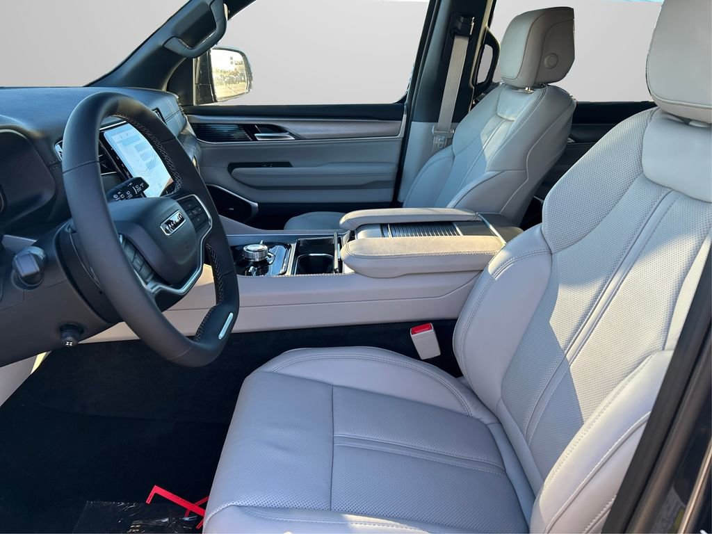 New 2025 Jeep Wagoneer Series II image 9