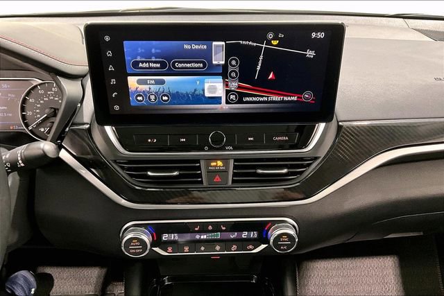 Used 2023 Nissan Altima 2.5 SR image 15