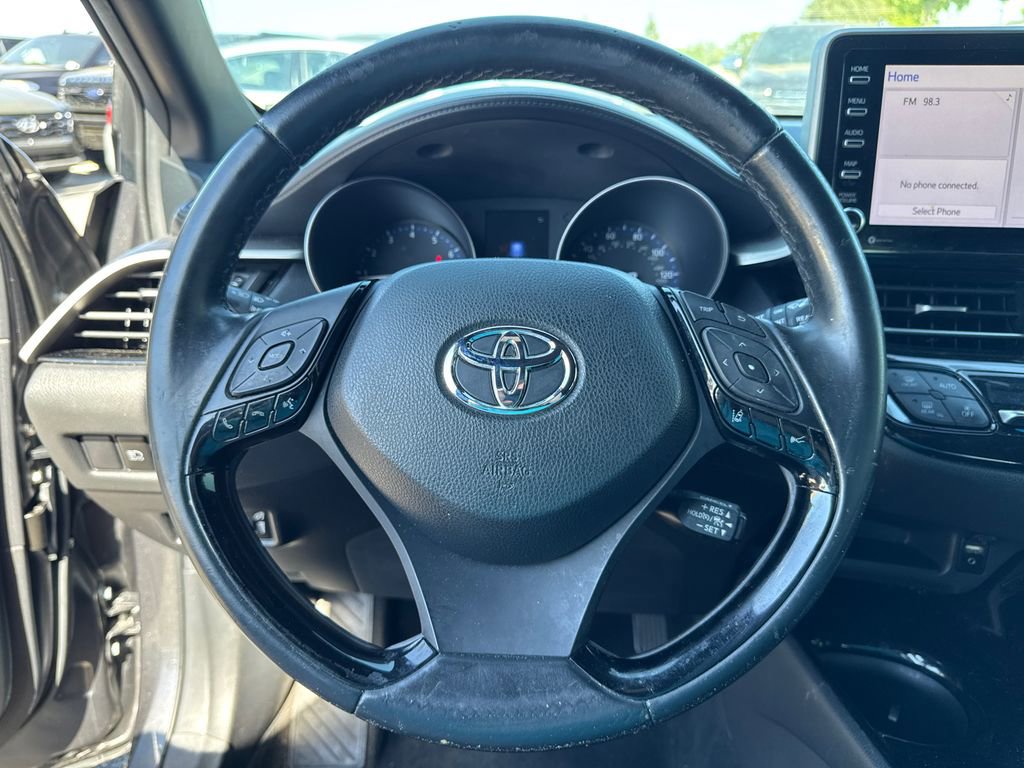 Used 2019 Toyota C-HR XLE image 23