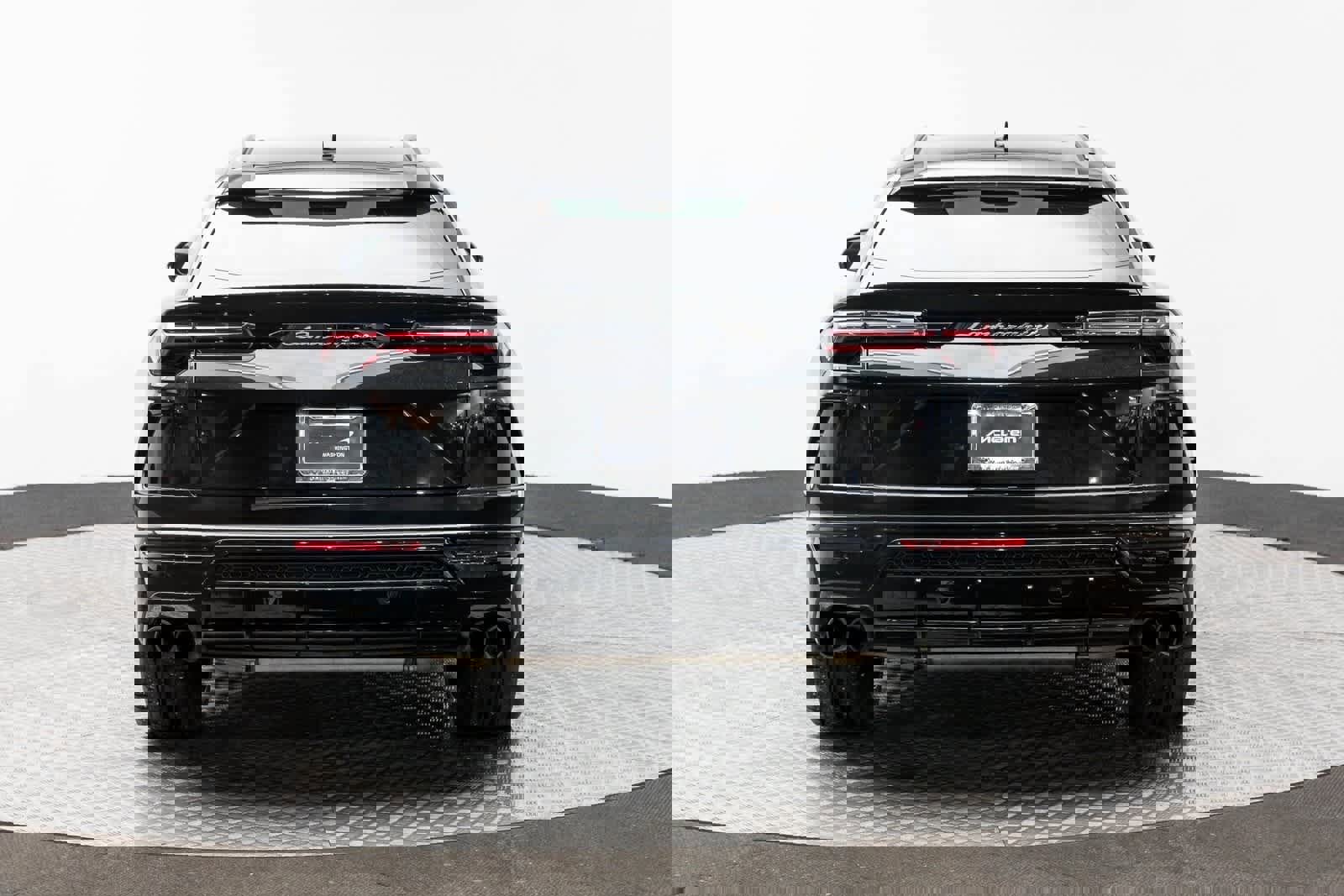 Used 2022 Lamborghini Urus image 5