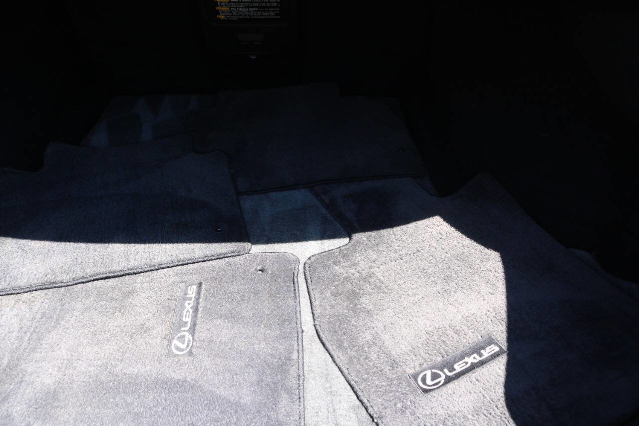 Used 2010 Lexus LS 460 RWD image 97