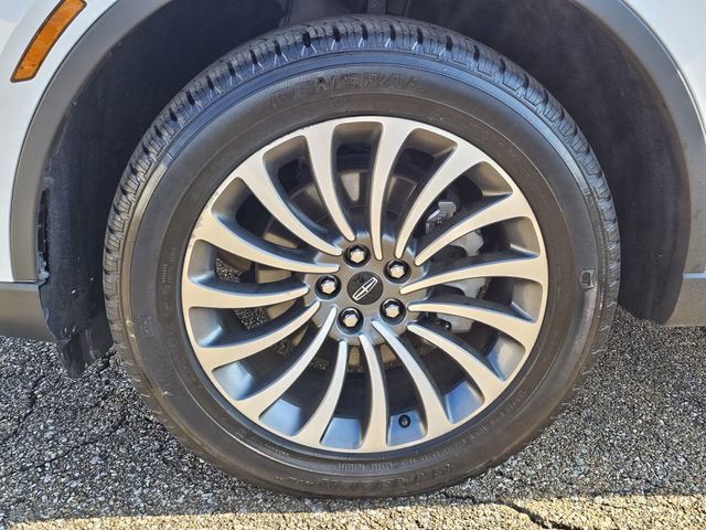 Used 2022 Lincoln Aviator Reserve w/ Elements Package Plus image 34