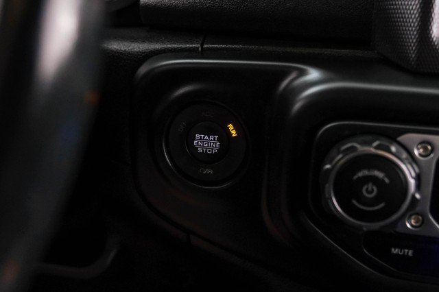 Used 2021 Jeep Wrangler Unlimited Sahara w/ Cold Weather Group AWD/4WD image 20