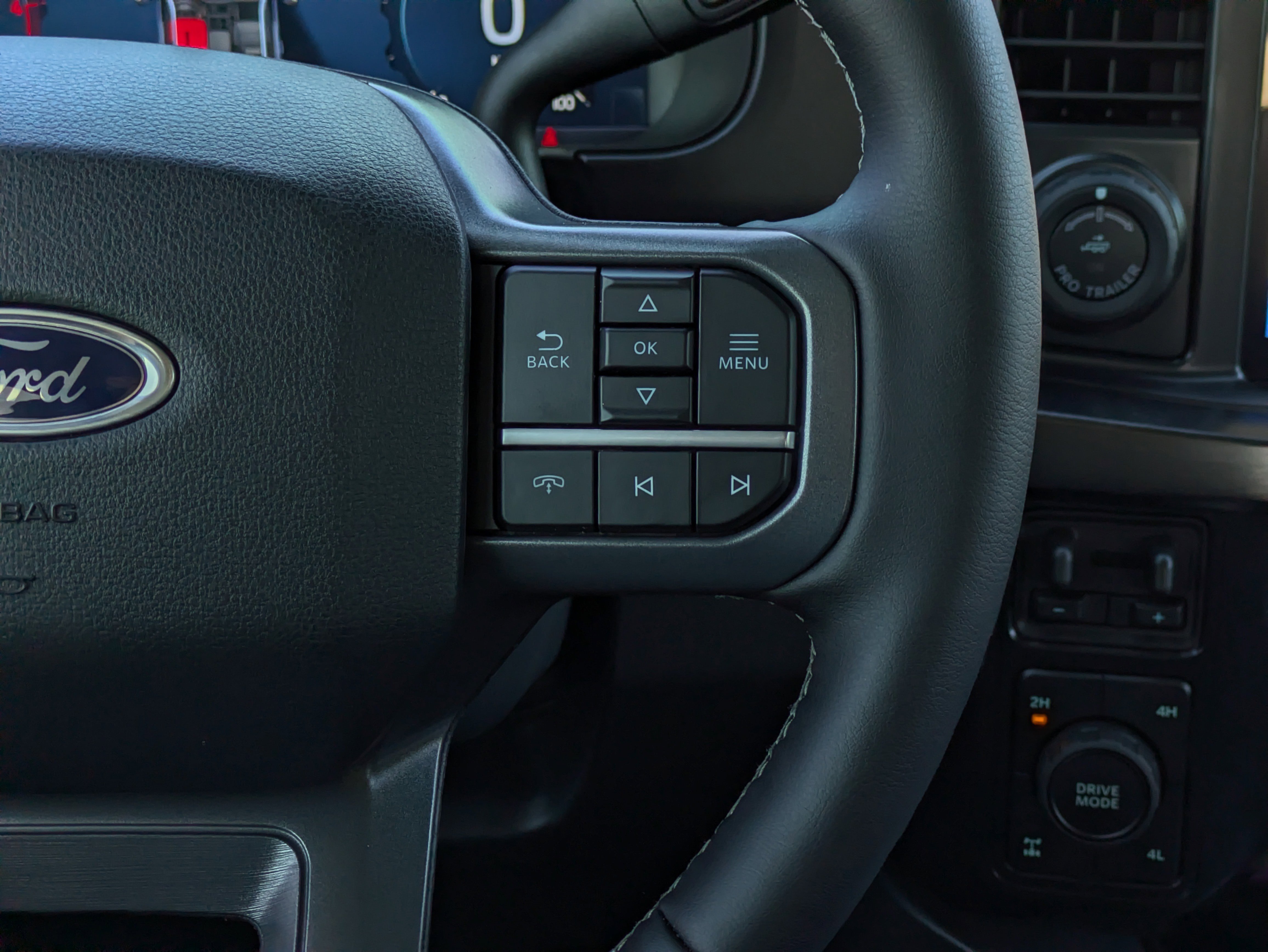 New 2025 Ford F350 Lariat w/ Lariat Ultimate Package image 54