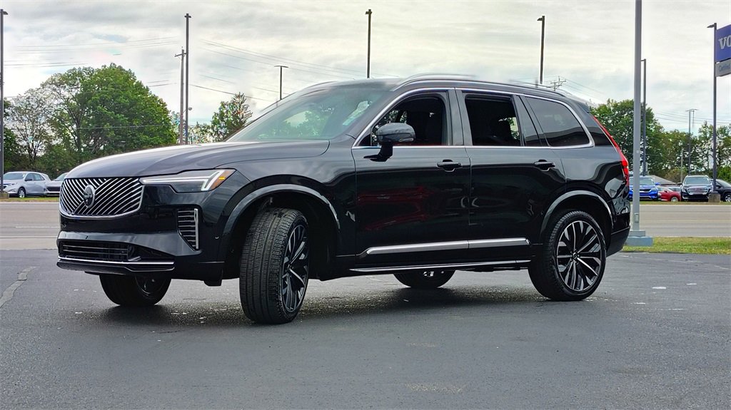 New 2026 Volvo XC90 B6 Plus w/ Protection Package image 6