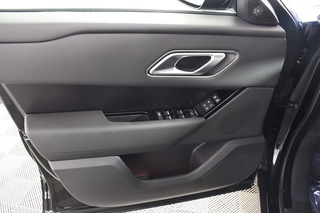 New 2026 Land Rover Range Rover Velar Dynamic SE AWD/4WD image 14