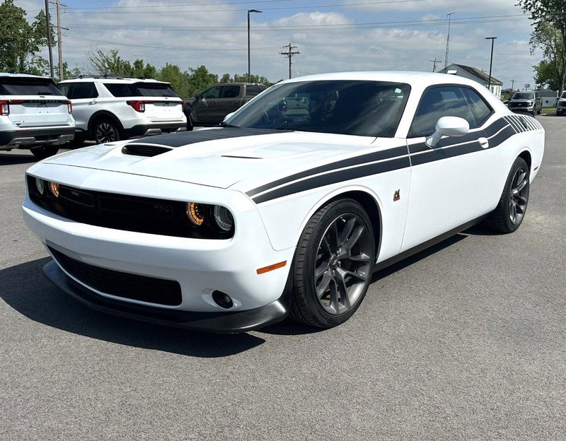 Used 2020 Dodge Challenger R/T Scat Pack RWD image 9