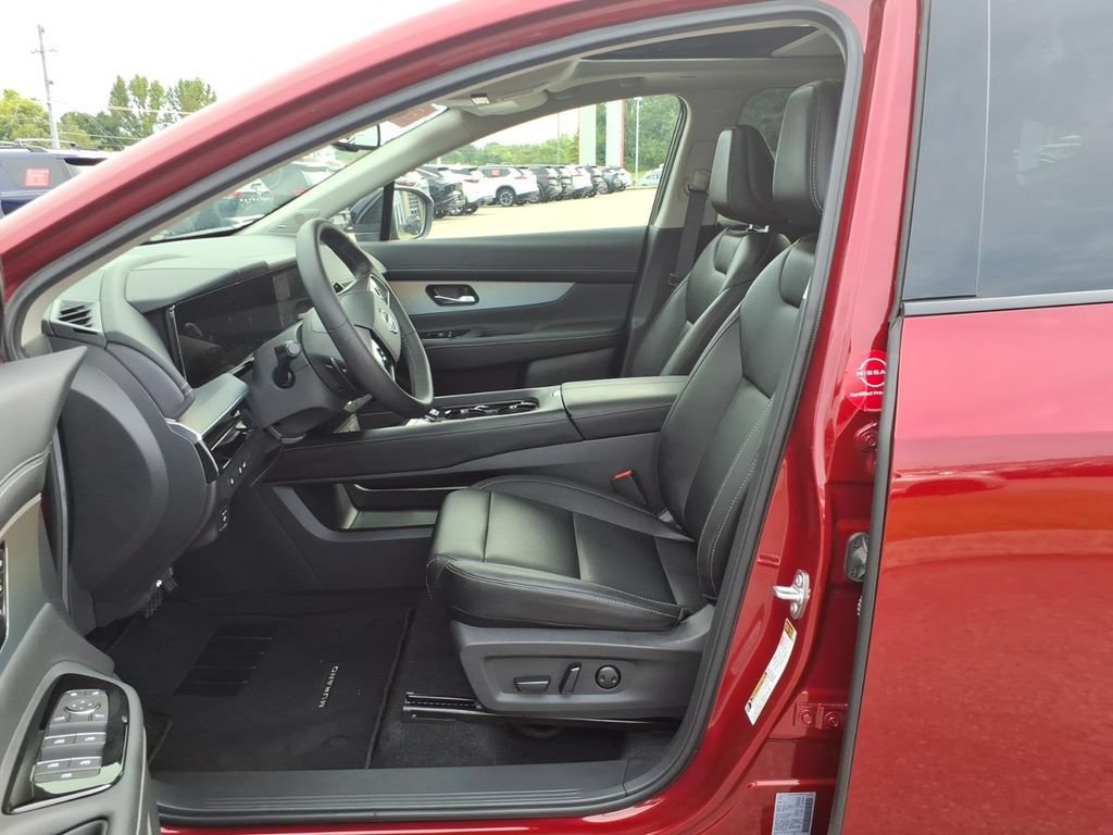 Certified 2025 Nissan Murano SL w/ Cargo Package AWD/4WD image 4