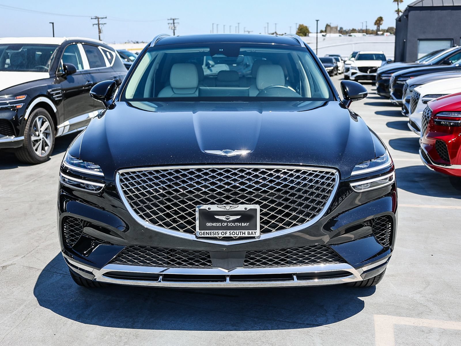 Used 2023 Genesis GV70 2.5T w/ Select Package AWD/4WD image 2
