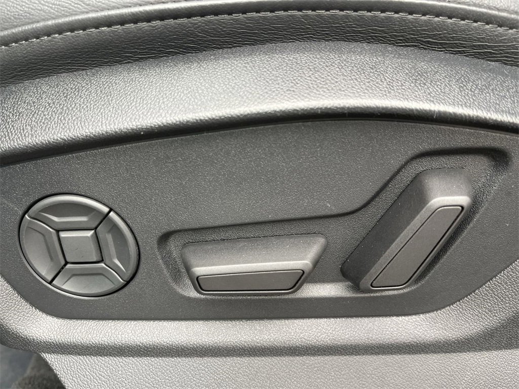 Used 2023 Audi Q7 3.0T Premium image 12