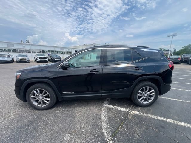 Used 2024 GMC Terrain SLT w/ Tech Package AWD/4WD image 8