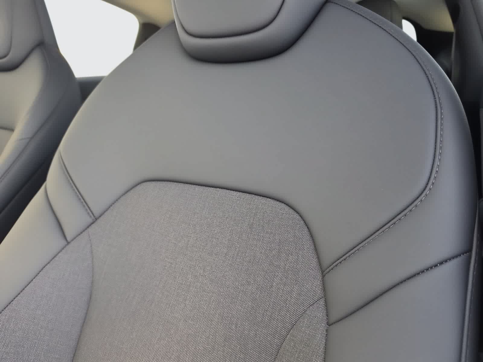 Used 2026 Tesla Model Y 2WD image 24